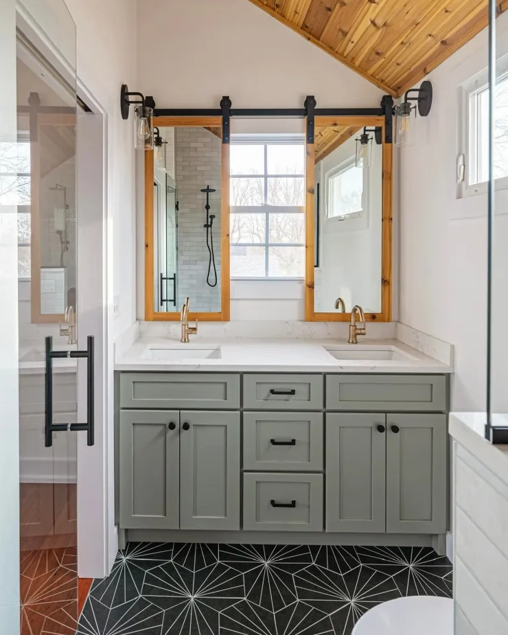 Maple Bathroom